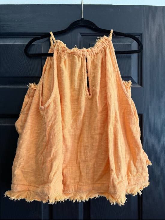 Free People Tops - Free People Light Orange Two Piece Tank and Shorts Set, Size M, EUC